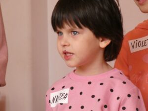 copii ucrainieni si romani