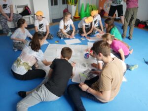 copii ucrainieni si romani