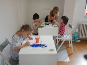 copii ucrainieni si romani